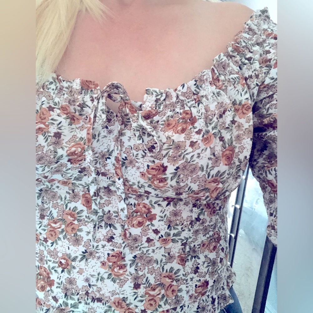 CORSET FLORAL 3/4 SLEEVE PEASANT TOP